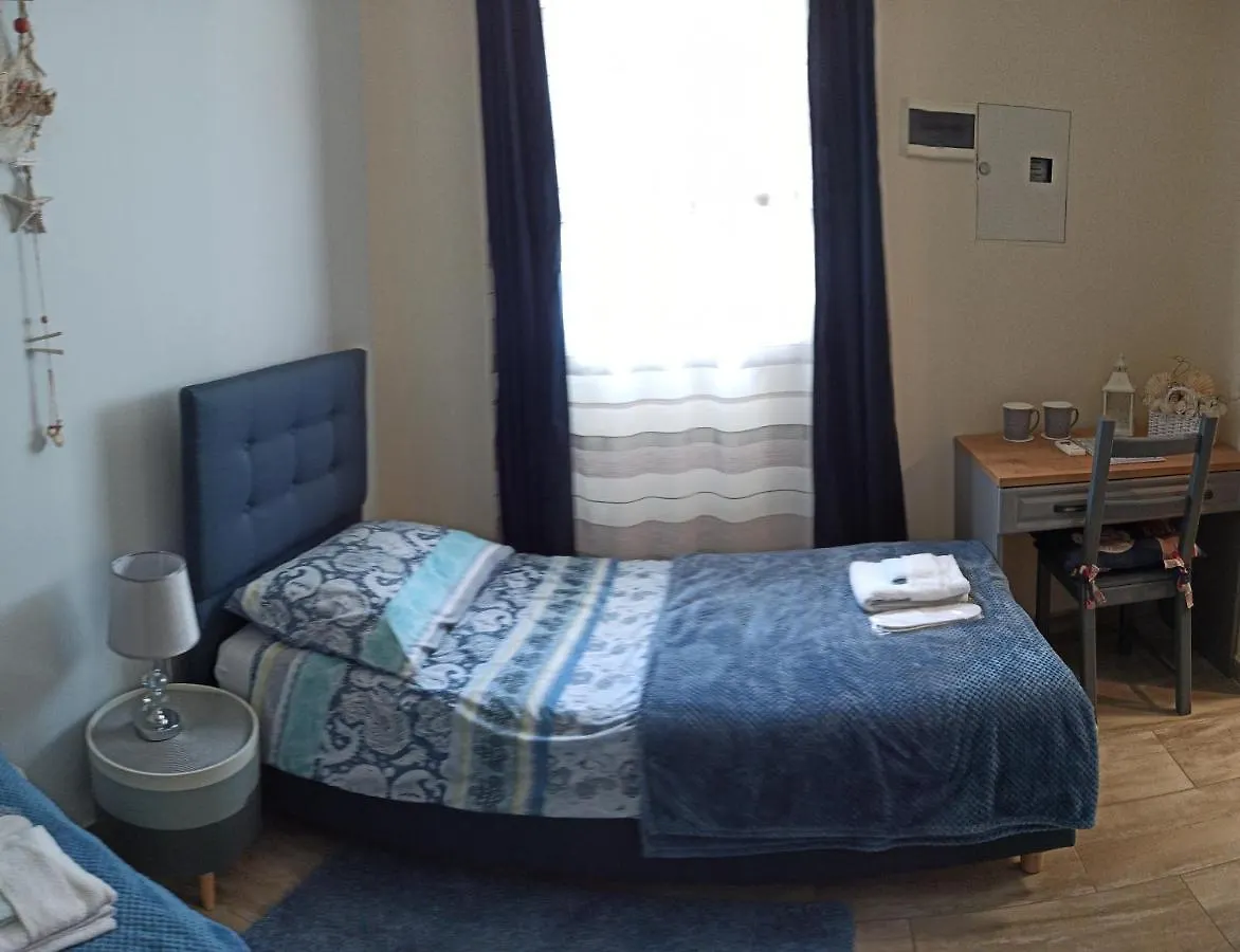 Room Sentimento Pula 2*,  Croatia