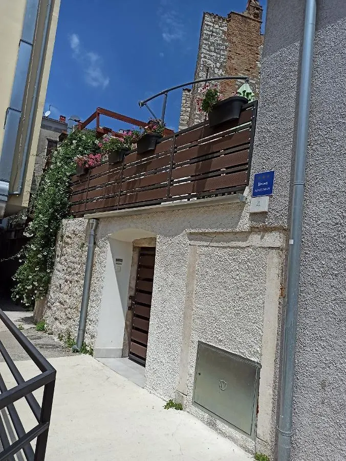 Room Sentimento Pula Guest house