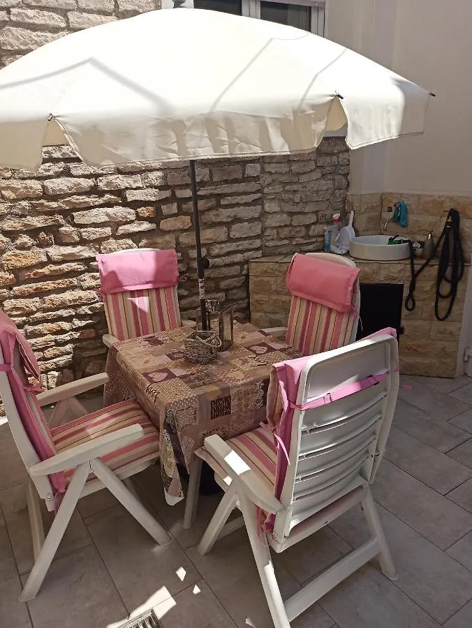 Room Sentimento Pula Guest house